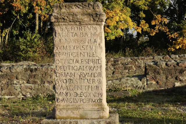 Inschrifttafel Römerbad